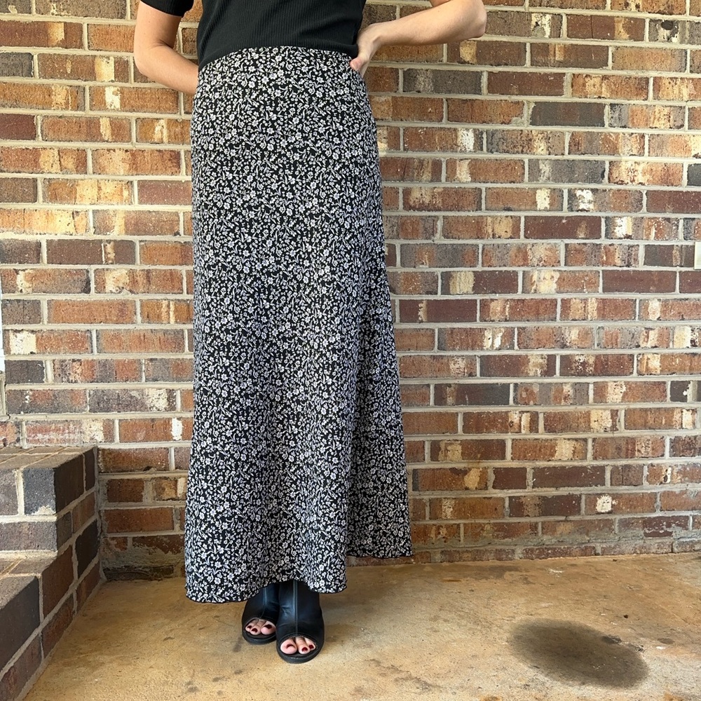Old Navy long skirt